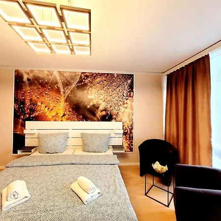 2- Zimmer, 4pers, Direkt Neben Einkaufszentrum, Hbf Apartment Mülheim an der Ruhr