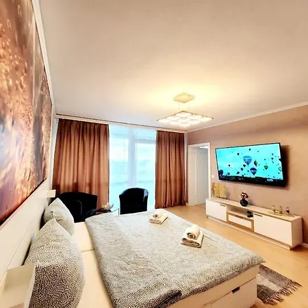 2- Zimmer, 4pers, Direkt Neben Einkaufszentrum, Hbf Apartment