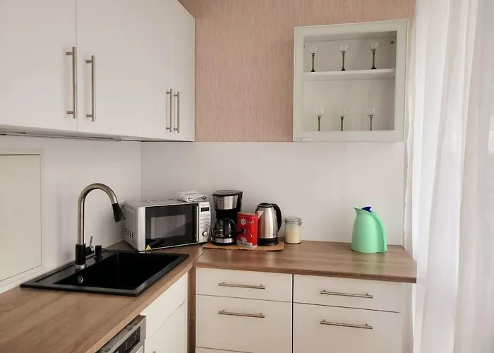 Lejlighed 2- Zimmer, 4pers, Direkt Neben Einkaufszentrum, Hbf