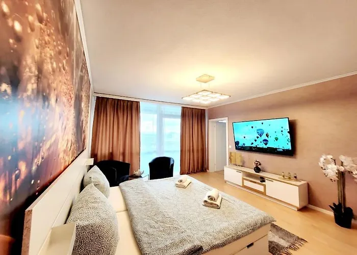 2- Zimmer, 4pers, Direkt Neben Einkaufszentrum, Hbf Lejlighed